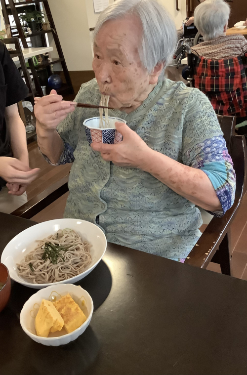 おそばを召し上がりました。