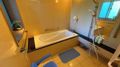 プライベートを重視した個浴室を完備しており、一人一人が安心してリラックスできる環境を提供しています。